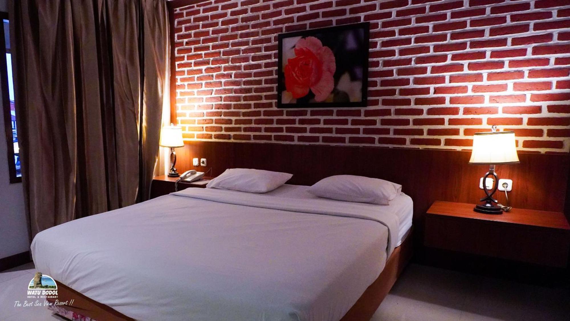 Watu Dodol Hotel & Restaurant Banyuwangi  Exterior photo